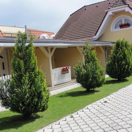 Apartmany Usmev Veľký Meder المظهر الخارجي الصورة